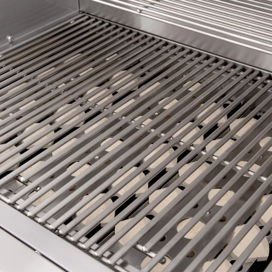 Top of grill with grates